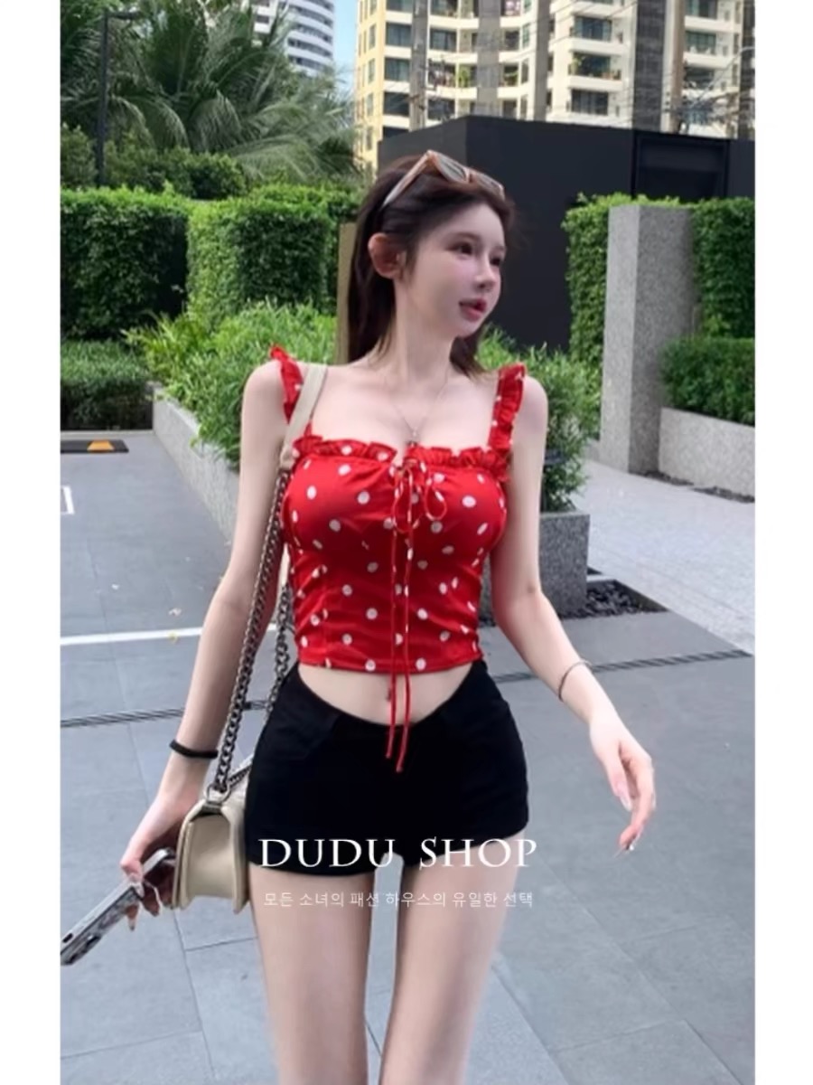 甜美ins網紅紅色洋氣波點吊帶夏季時尚日常外穿美式背心小上衣女