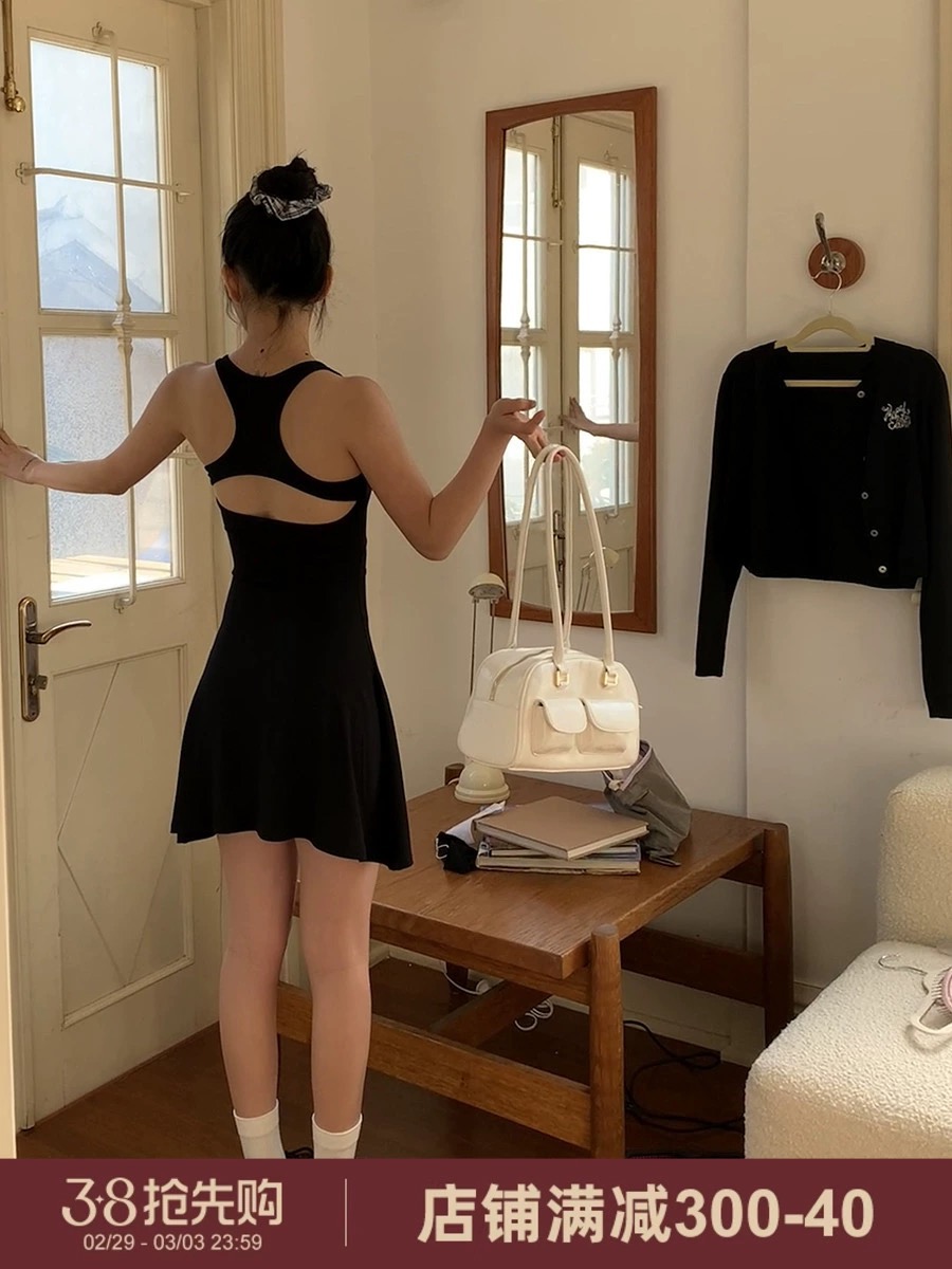 紅人館黑色連衣裙女春夏裝2024年新款超好看氣質法式小眾設計裙