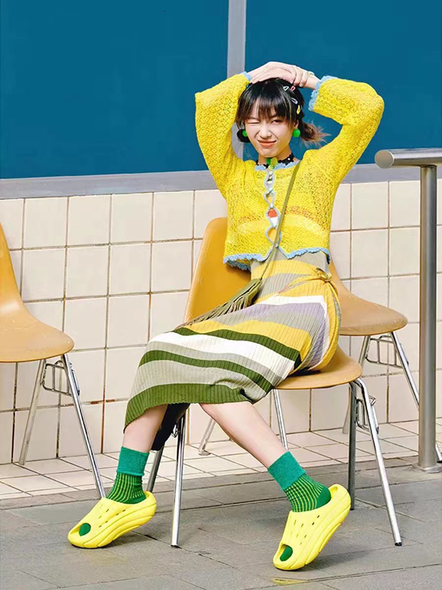 洋氣鏤空長袖防曬小開衫女夏季薄外搭喇叭袖拼色短款上衣休閒外套