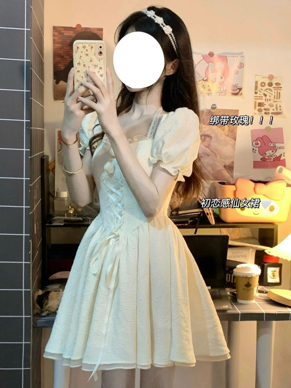 奶甜法式泡泡袖連衣裙女小個子夏季超仙公主蓬蓬收腰顯瘦a字短裙