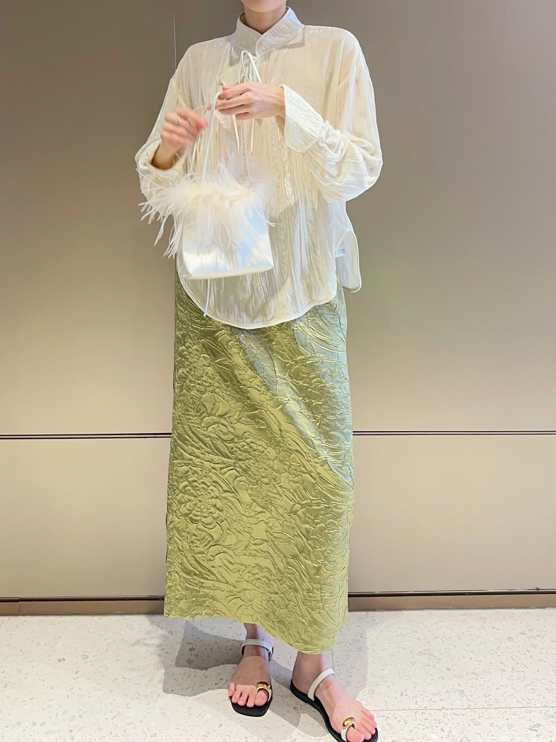新中式國風別致高級感白色盤扣上衣2024春夏新款別致設計感套裝女