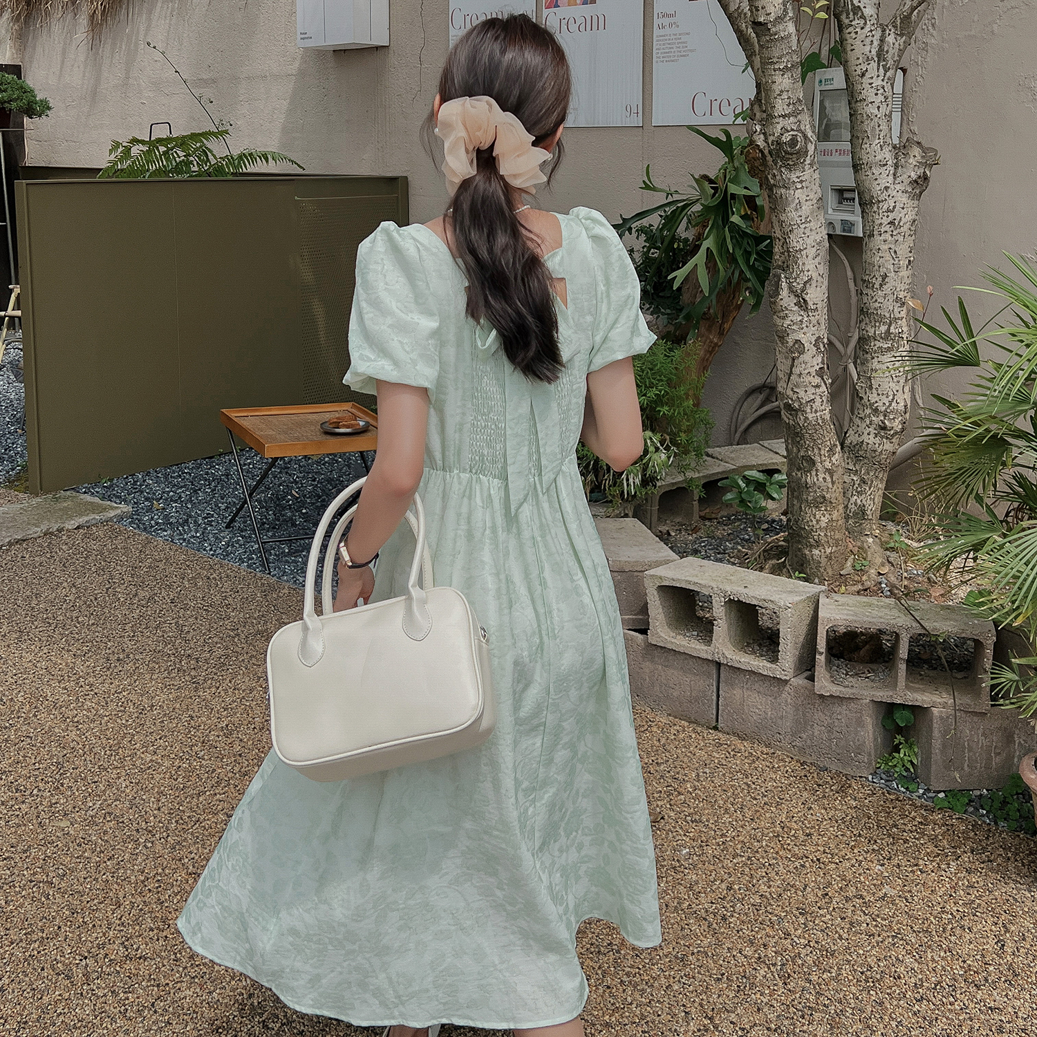 溫柔風收腰別致氣質新款連衣裙子女2024夏季設計感小眾碎花A字裙