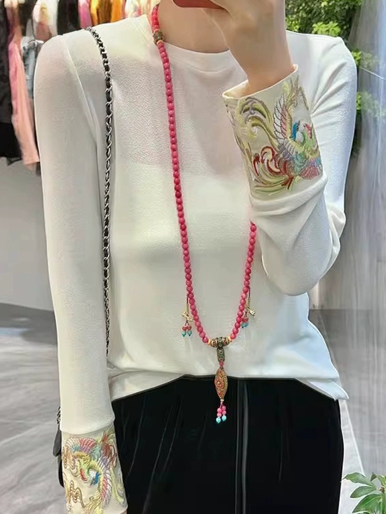 新中式重工刺繡女裝春秋打底衫2024新款白色百搭內搭長袖T恤上衣