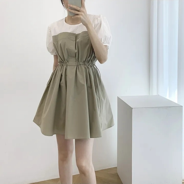 Chic updated chic summer French niche color matching fake two-piece temperament fashionable waist puff sleeve short skirt dress