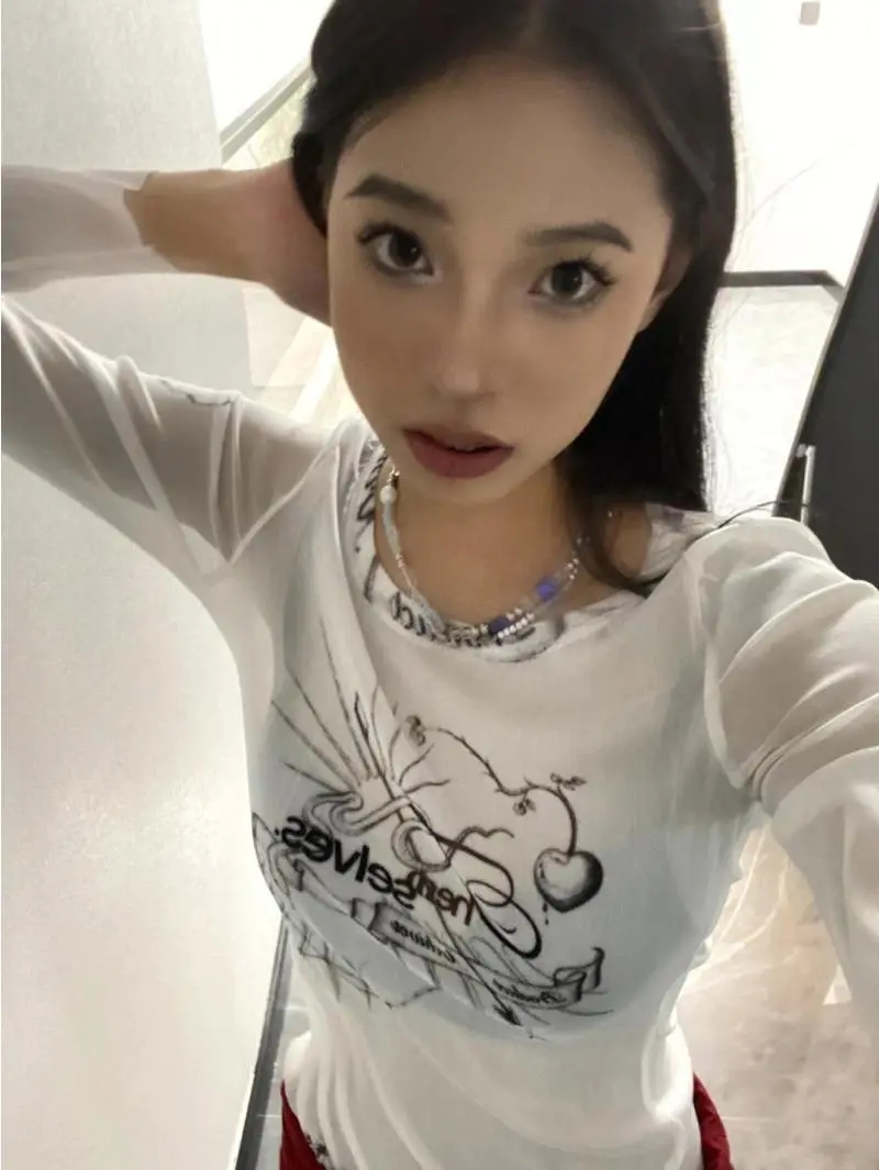高級感百搭顯瘦防曬衫夏季新款薄款韓系設計感小眾印花上衣ins