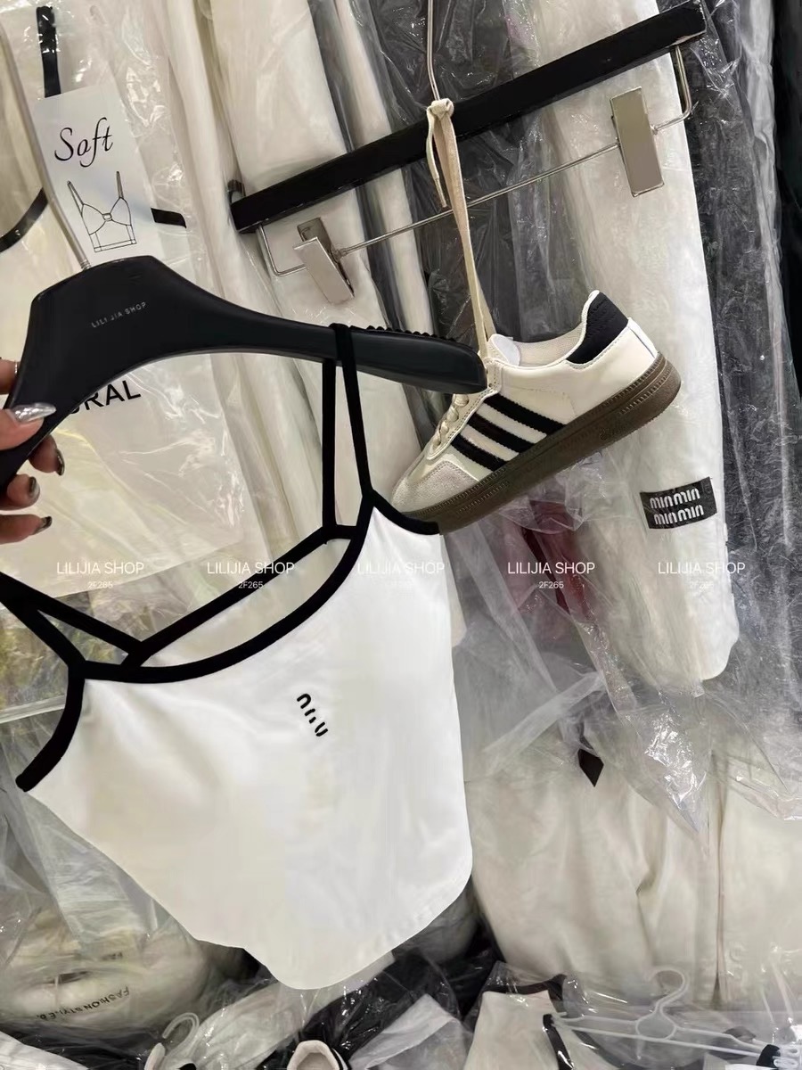 十三行辣妹短款內搭拼色小吊帶背心女夏小眾別致外穿無袖設計感