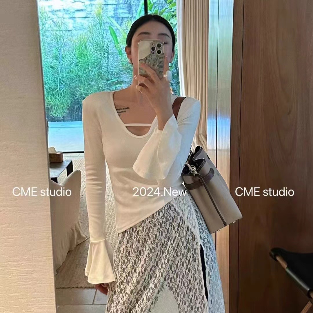 十三行新款純欲風喇叭袖T恤女2024春ins修身顯瘦百搭不規則上衣