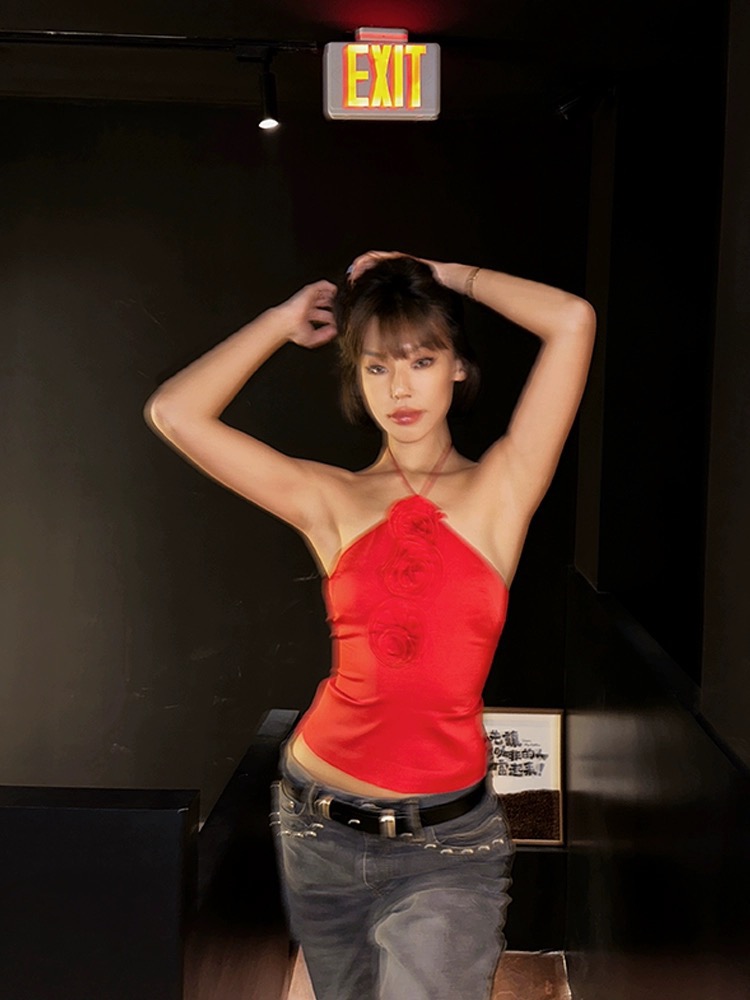 VanessaLab聖誕年會紅色緞面可拆卸玫瑰花掛脖性感背心內搭上衣女