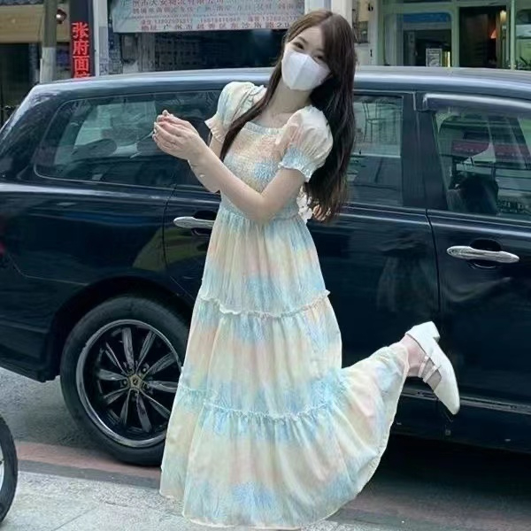法式桔梗碎花連衣裙女2024夏季新款氣質高檔收腰顯瘦過膝中長裙子