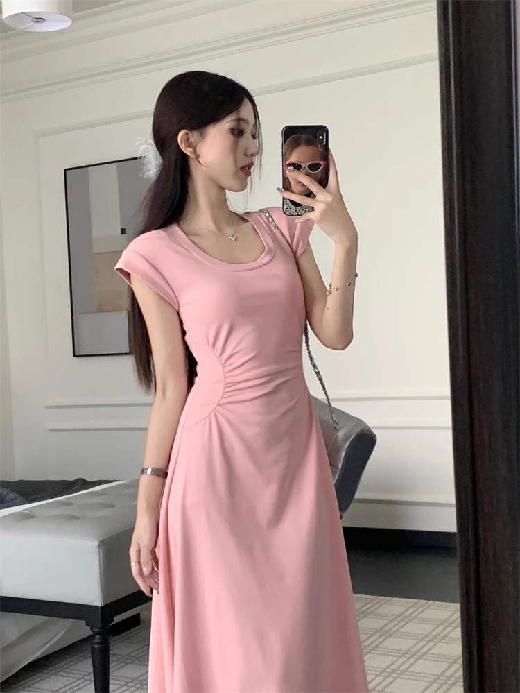 已出貨 螞蟻腰連衣裙私服氣質顯瘦小眾收腰裙性感設計感遮肉純色