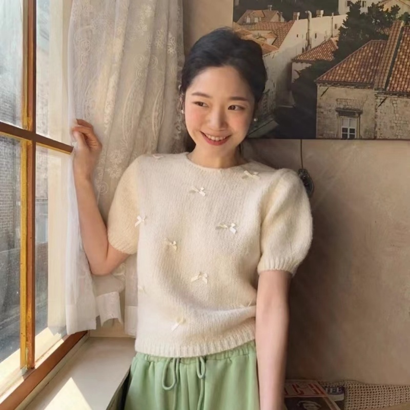 奶系少女溫柔小蝴蝶結短袖毛衣女早春季甜美版型軟糯針織小衫上衣