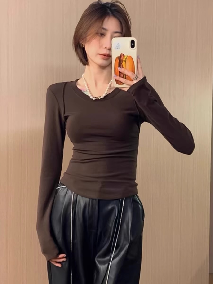 純色圓領加絨打底衫女秋冬新款基礎款修身顯瘦收腰內搭長袖T恤