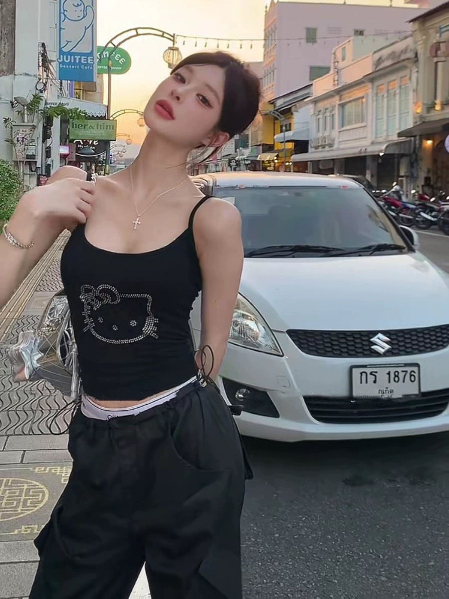 kitty貓燙鑽方領吊帶背心夏季新款甜辣妹性感修身黑色無袖上衣女