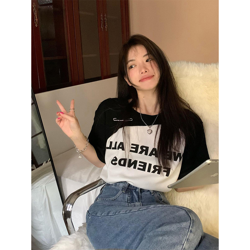 黑白撞色字母印花短袖T恤女港味甜酷風氣質設計感假兩件寬鬆上衣