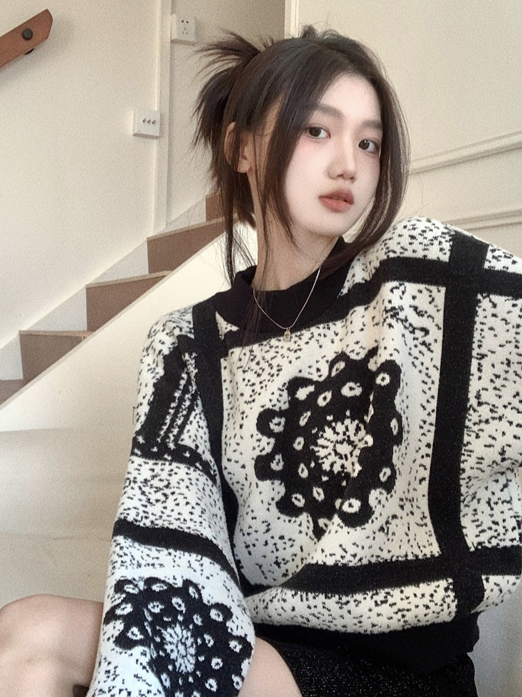 已出貨 春季韓版復古撞色提花短款寬鬆休閒百搭長袖針織衫毛衣