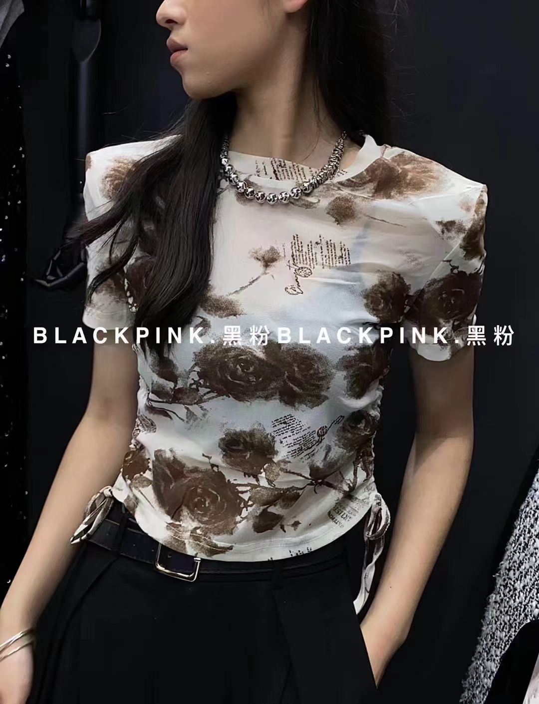 2024夏季新款圓領復古抽繩收腰短袖墊肩小衫女韓版氣質顯瘦上衣