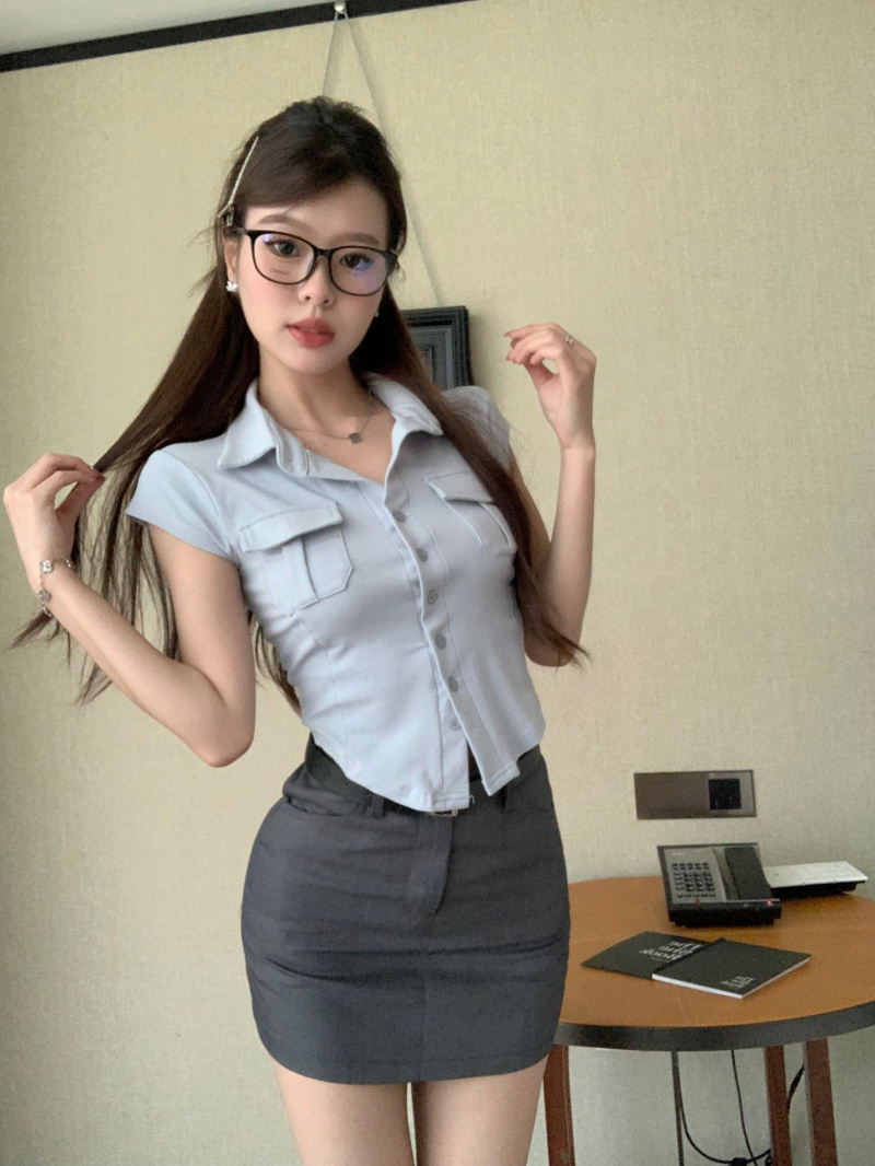 實拍 藍色polo領正肩短袖襯衫+灰色半身裙兩件套