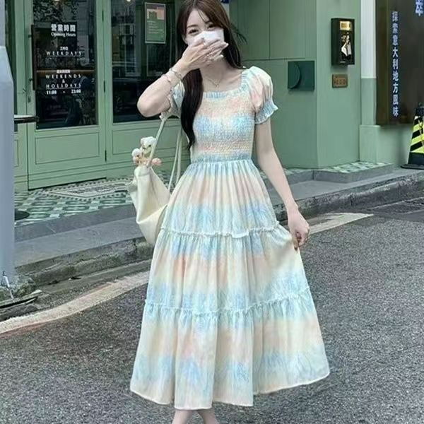 超大版法式碎花連衣裙女夏季新款氣質高檔收腰顯瘦中長裙子