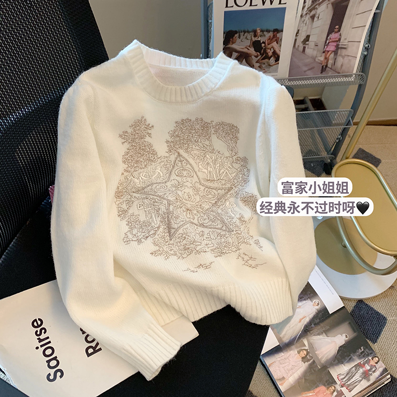 設計感刺繡圓領針織衫女年秋季新款復古小眾別致套頭長袖上衣