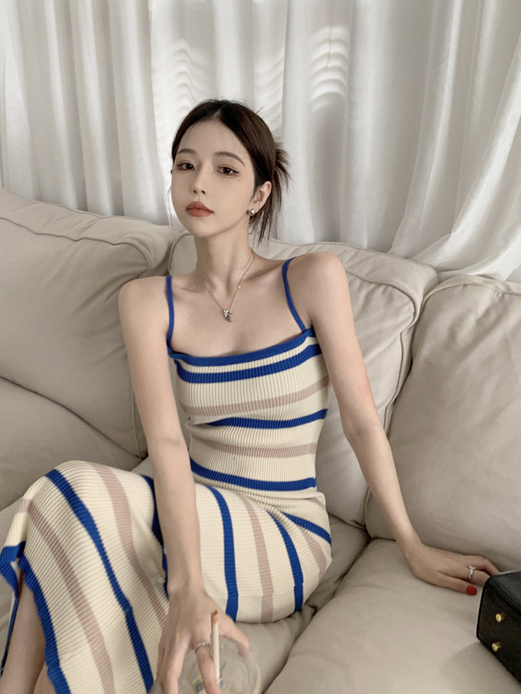 辣妹條紋針織吊帶連衣裙女春秋內搭修身顯瘦包臀裙中長款裙子夏季