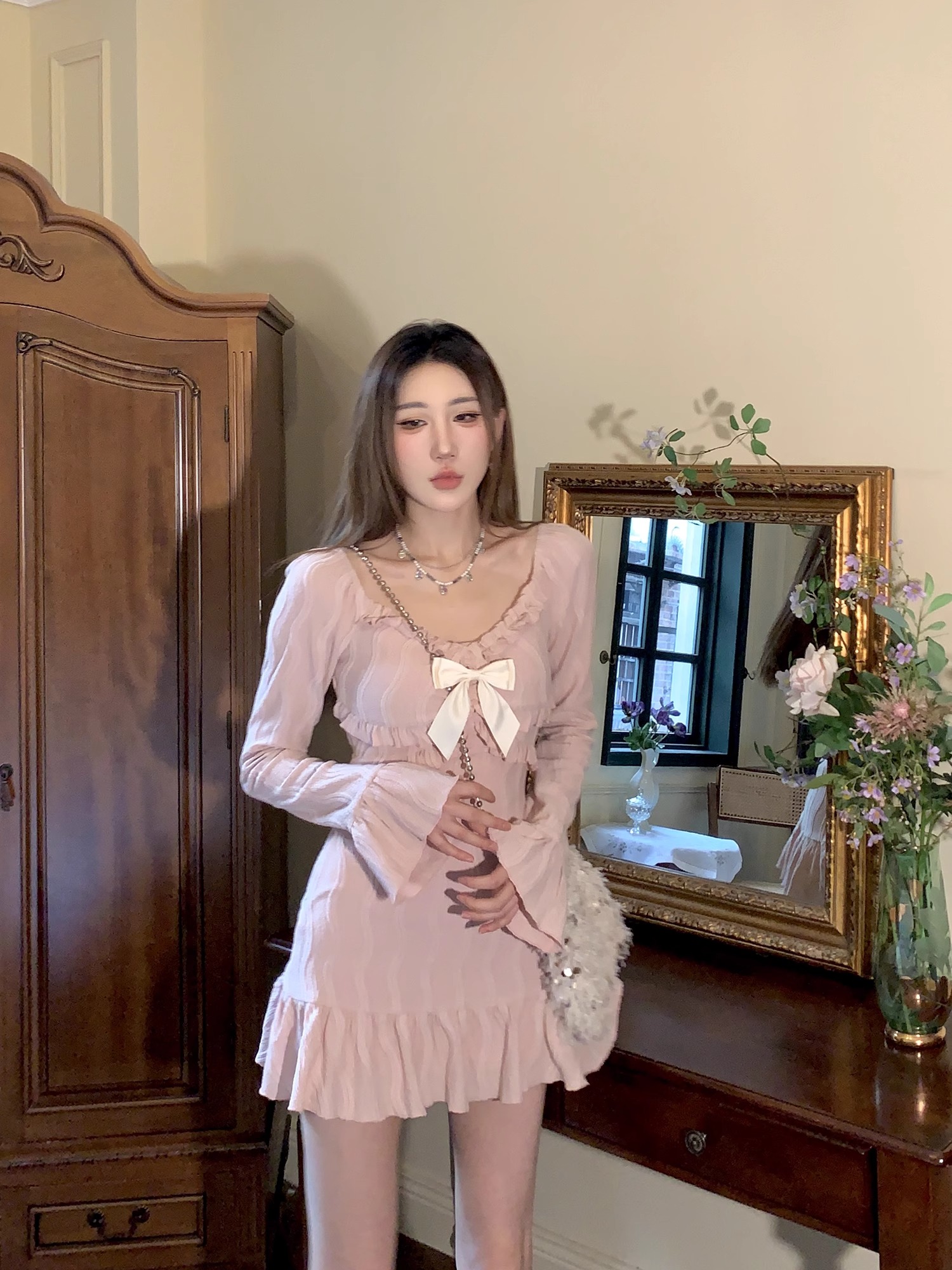 DREAMSEVEN77配蝴蝶結粉色甜美法式氣質仙女長袖包臀短款連衣裙子