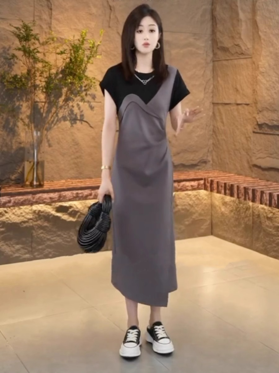 高級感拼接連衣裙女2024夏季新款小個子開衩撞色短袖A字收腰裙子