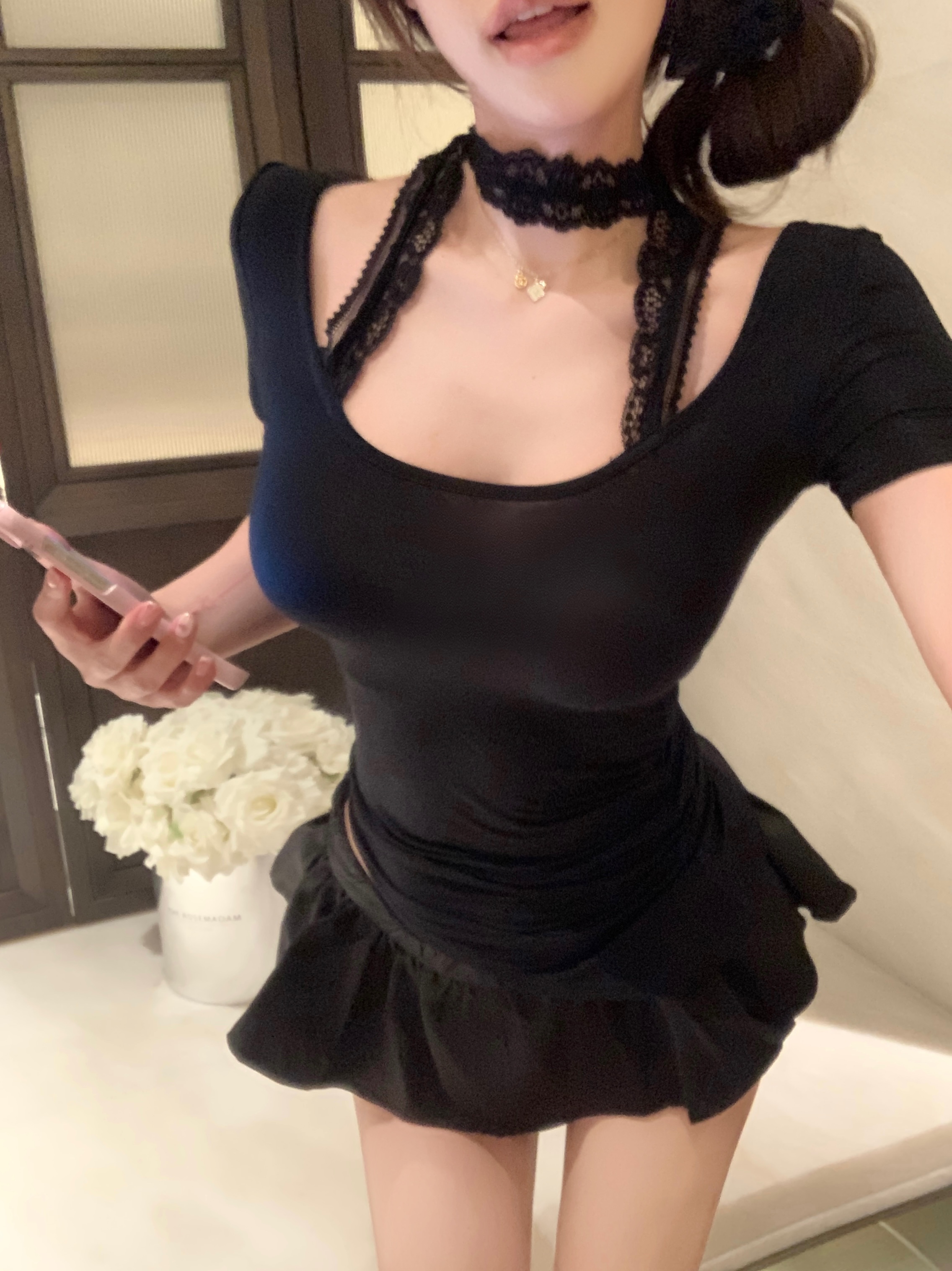實拍~純欲掛脖蕾絲設計感白色短袖T恤女不規則百搭上衣