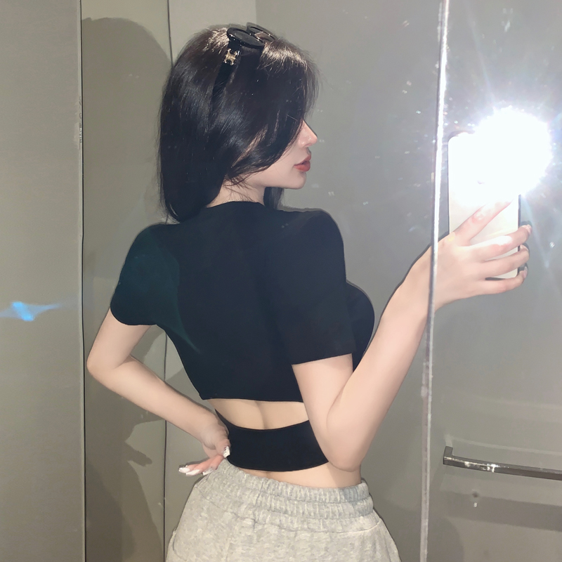實拍辣妹設計感心機露背緊身短袖T恤女夏季新款修身性感短款上衣