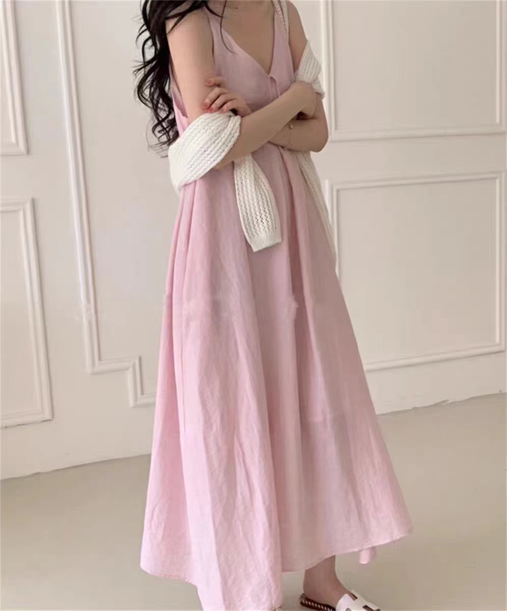 Korean style gentle temperament v-neck dress strappy suspender skirt