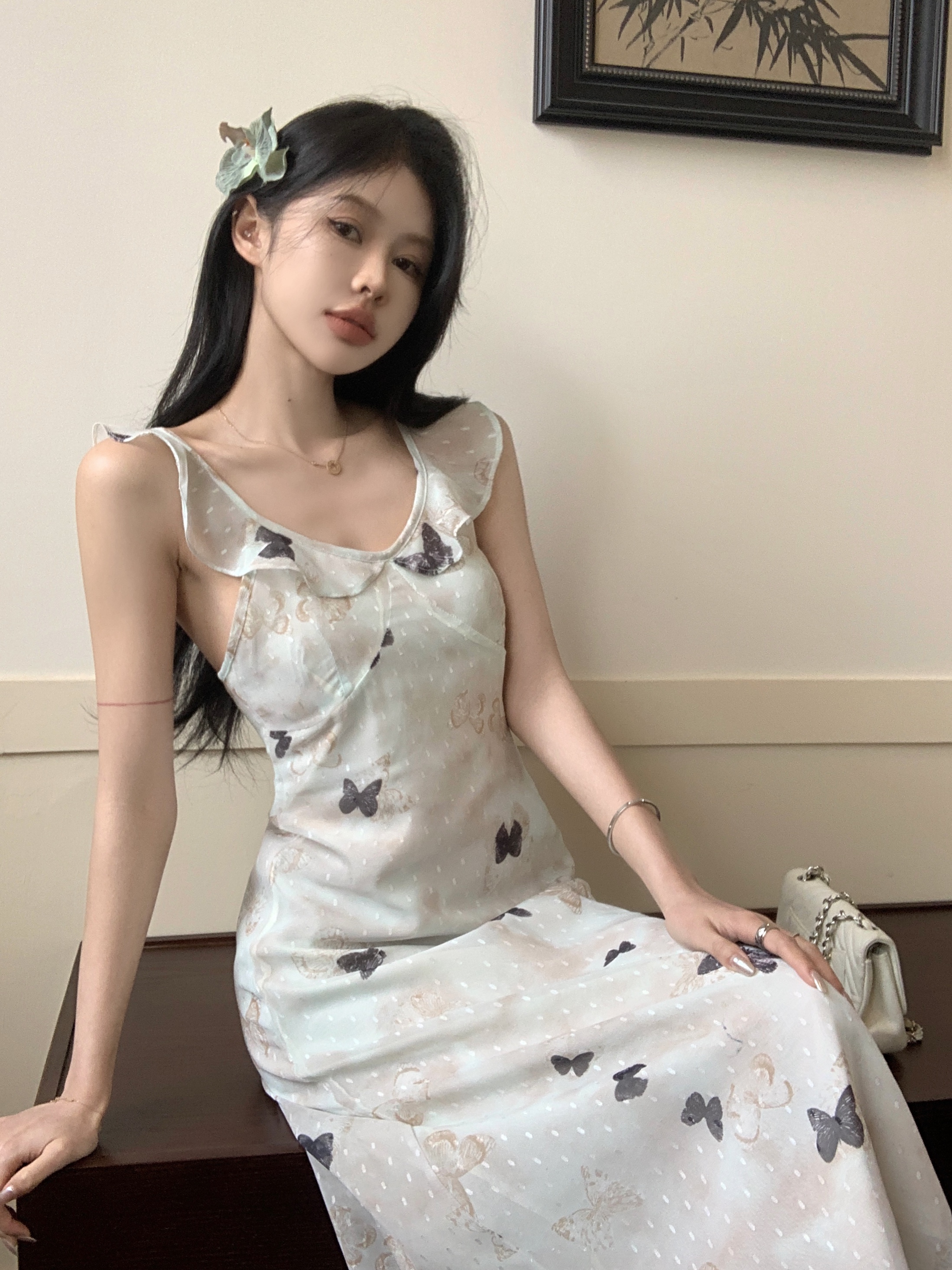 實拍復古提花蝴蝶印花吊帶連衣裙女設計感露背修身收腰連衣裙