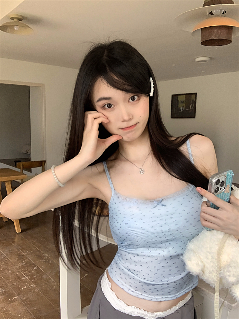 實拍  甜美純欲內搭外穿碎花小吊帶背心