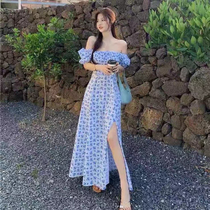法式茶歇方領碎花連衣裙女夏季新款超仙森系初戀甜美開叉裙子