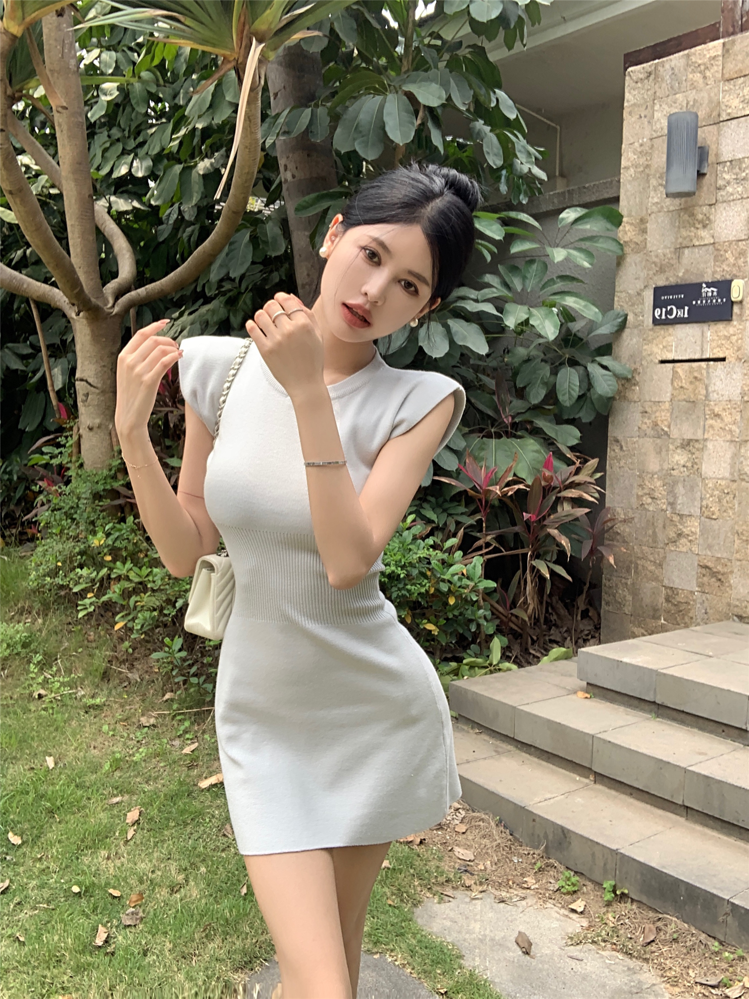 Actual shot ~ 2024 new summer style gentle sleeveless knitted skirt slim fit pure waist A-line dress