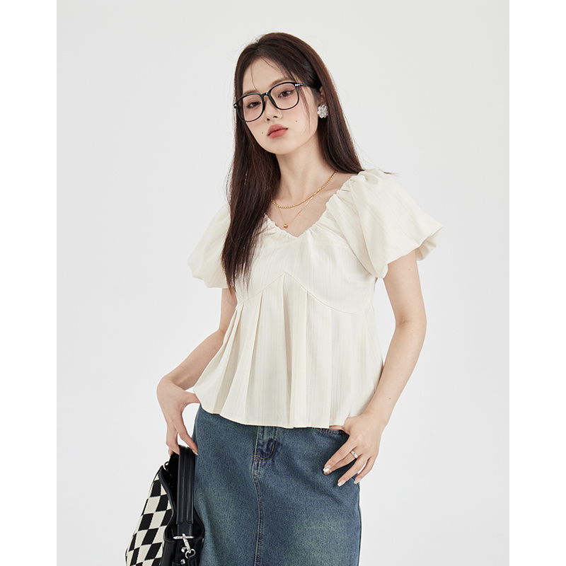 V領上衣女夏設計感小眾小個子百搭氣質泡泡袖襯衫