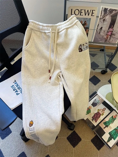 韩版高级设计小熊刺绣加绒加厚高腰时尚保暖束脚长裤