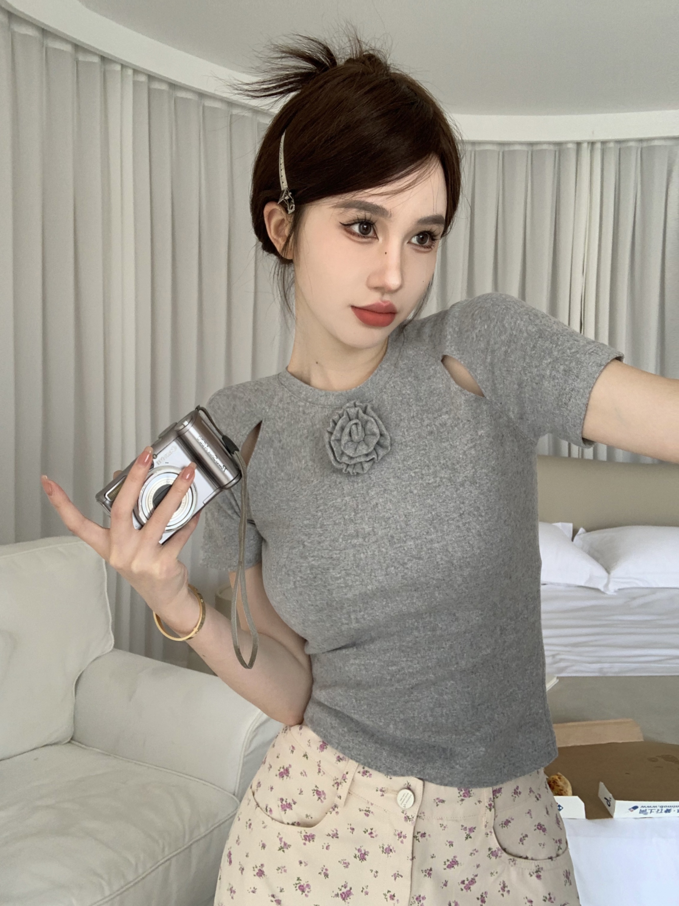 實拍 灰色露臍短袖t恤女夏季辣妹修身短款上衣印花長褲兩件套