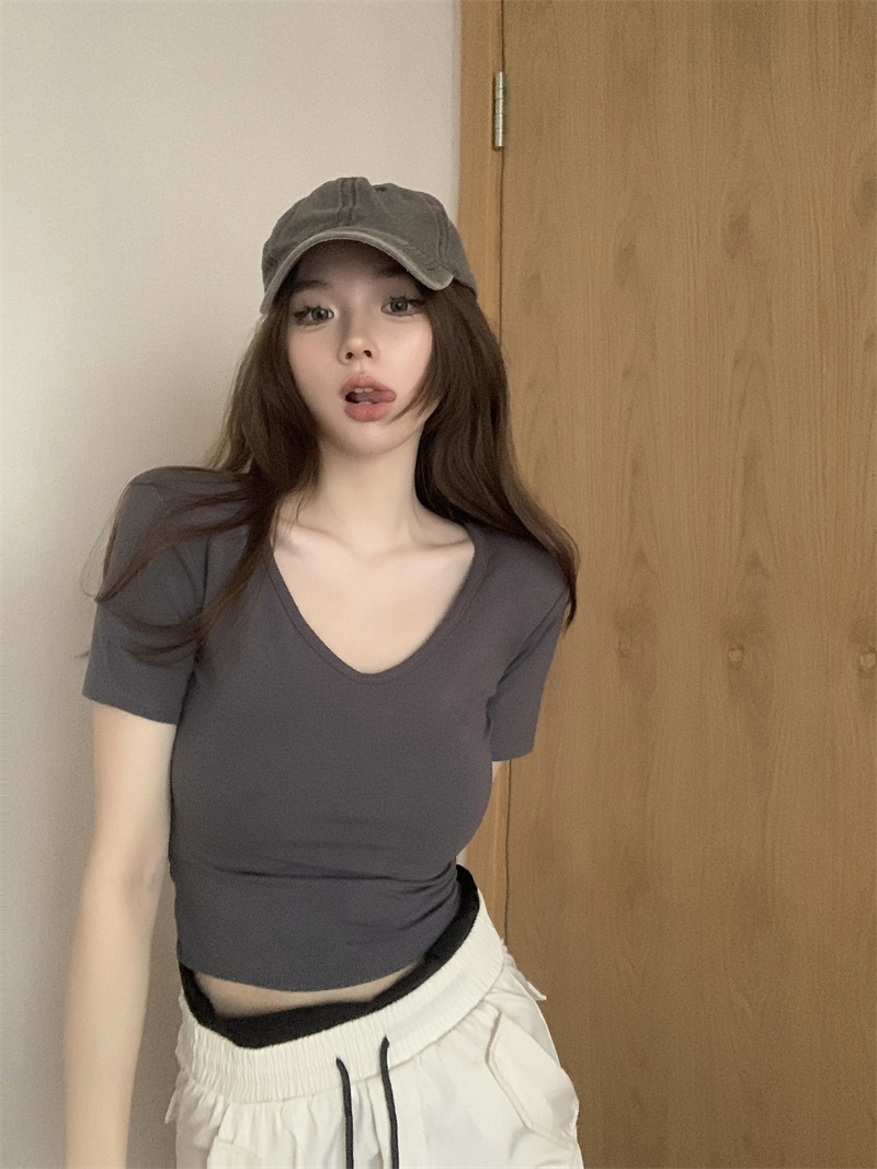 實拍 港風小性感V領彈力修身短款墊肩短袖T恤女上衣