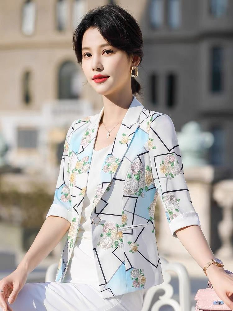 2024休閒印花西服女春夏新款大碼氣質中袖七分袖一粒扣小西裝外套