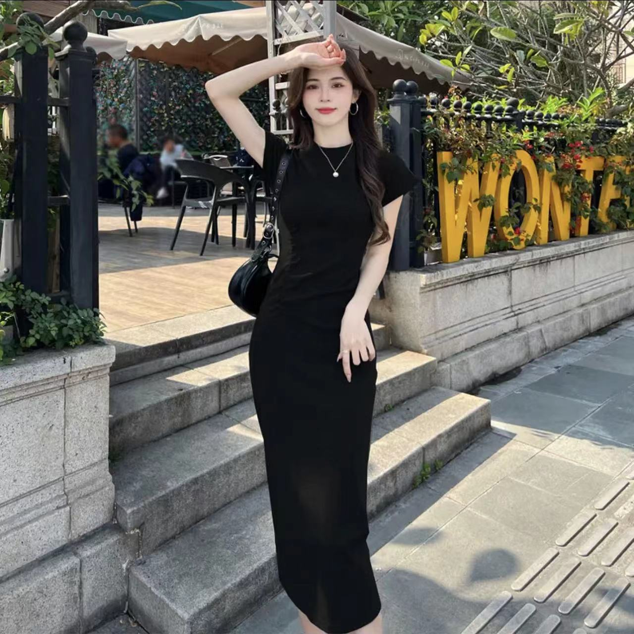 夏季短袖圓領連衣裙深灰色高腰包臀裙皺褶中長款A字裙女