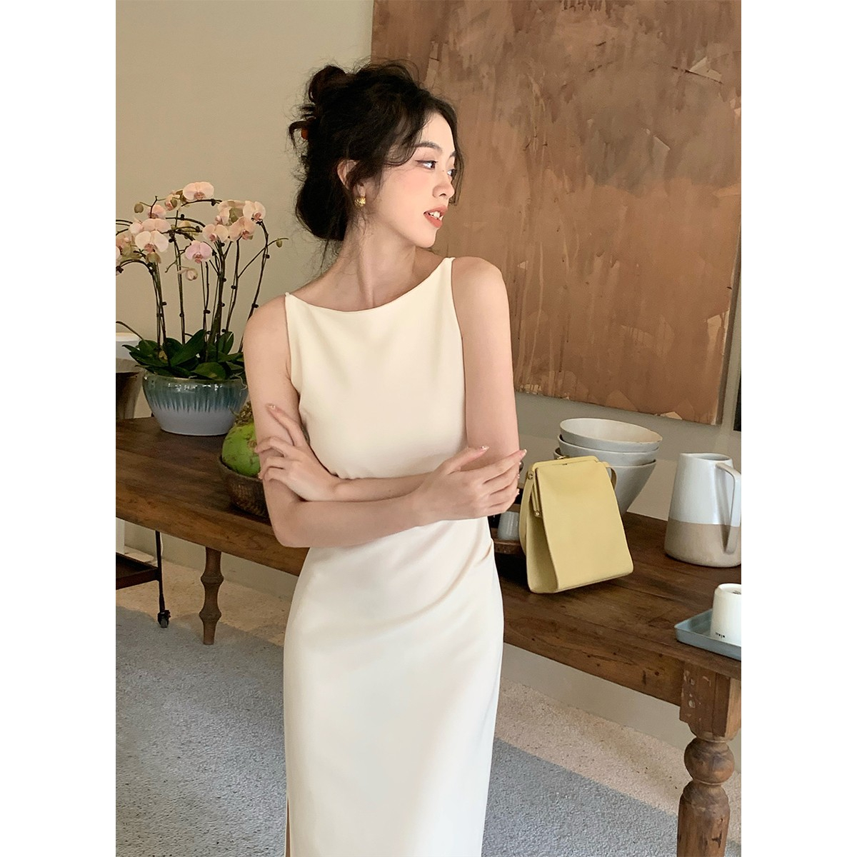 設計感絕美法式一字領收腰開衩連衣裙女高級感氣質顯瘦吊帶裙子