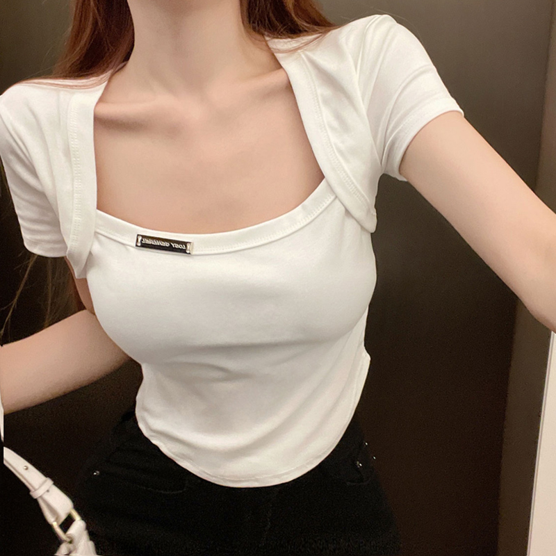 港味方領小心機弧形短袖T恤女夏季設計感短款上衣性感鎖骨打底衫