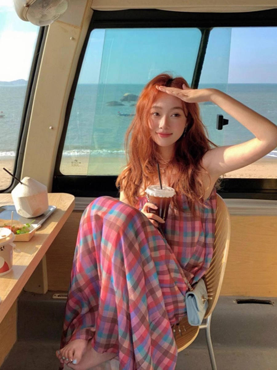 浪漫復古穿搭格子連衣裙女旅遊拍照吊帶長裙海邊度假甜美風沙灘裙