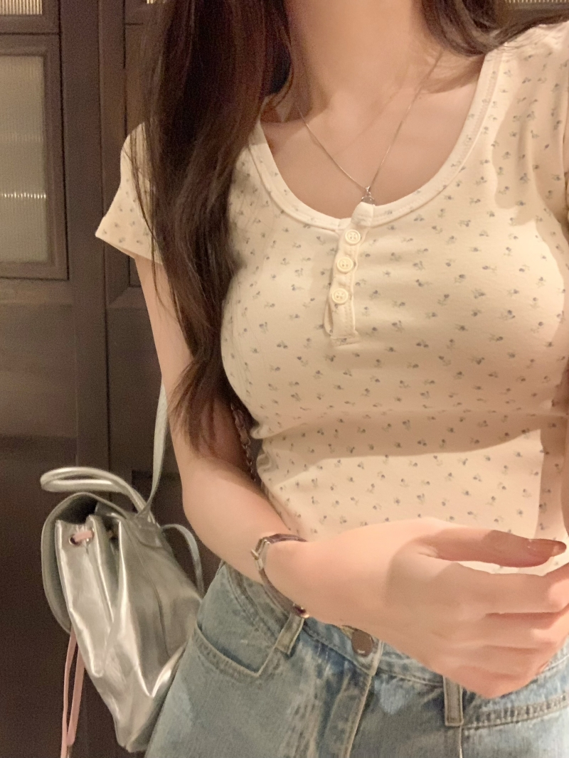 實拍40支純棉 2024夏裝碎花短袖T恤女修身顯瘦上衣波點設計感甜辣