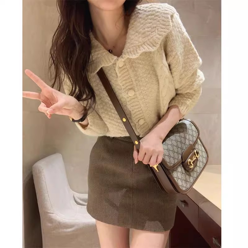 2024春秋新款小個子減齡復古鈎花毛衣設計娃娃領毛針織開衫