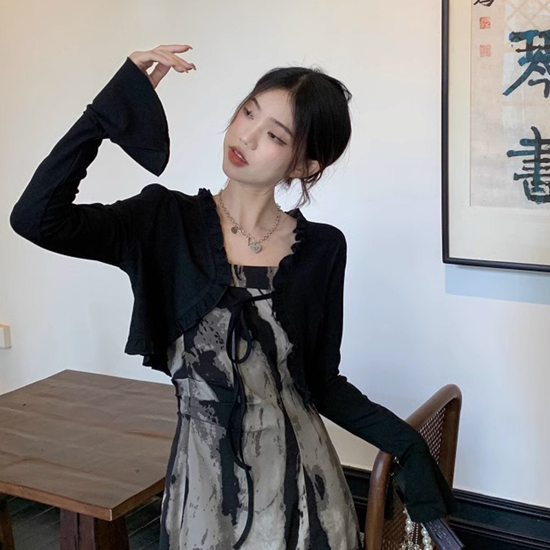 官網圖 冰絲防曬衫開衫女春夏長袖披肩短款女外搭上衣罩衫