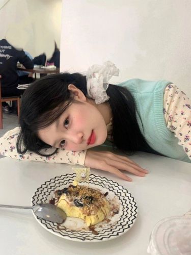 Korean-style sweet layered knit vest top for women, 2024 spring new college-style outerwear sweater short-sleeve top