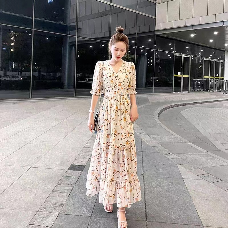 雪紡碎花仙女長裙2024夏季新款法式 V領氣質高腰顯瘦荷葉邊連衣裙