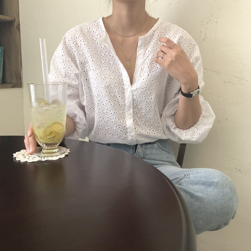 韓國chic春季軟萌百搭鏤空鈎花設計圓領單排扣寬鬆長袖襯衫上衣女