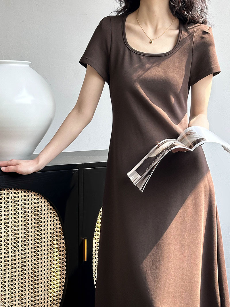 實拍~2024春季韓系U領純色休閒寬鬆垂感顯瘦連衣裙長裙女款