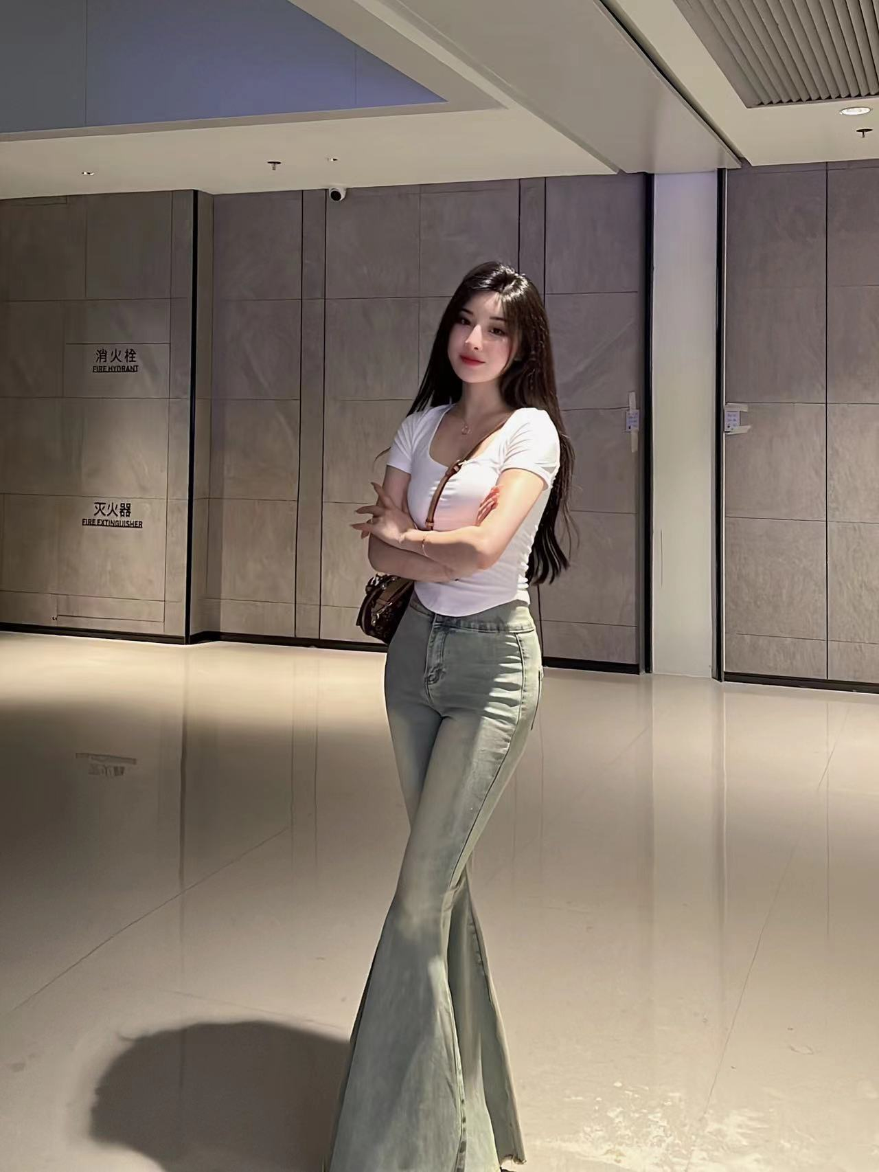 美式辣妹大喇叭牛仔褲女夏季高腰顯瘦復古設計感毛邊闊腿拖地褲子